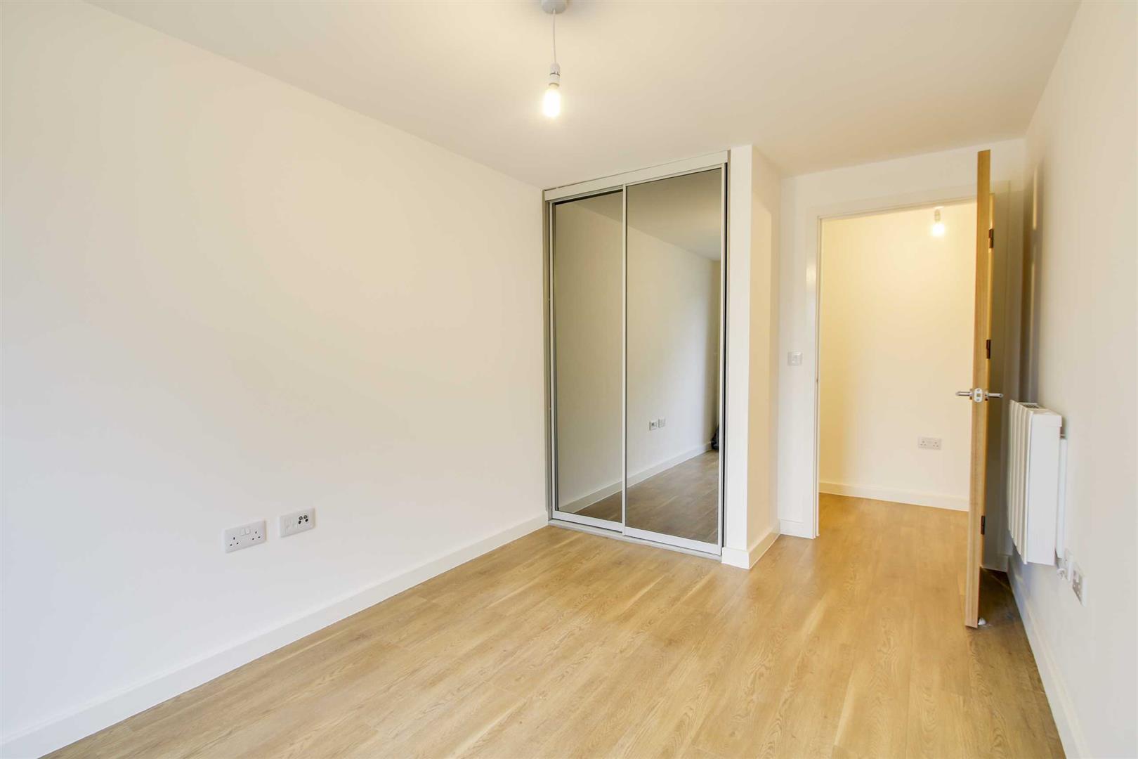 Gambit Avenue, Oakgrove, Milton Keynes